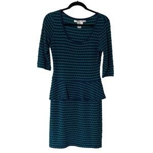 Max Studio Polka Dot Peplum Knit Sweater Mini Dress 3/4 sleeves green navy M